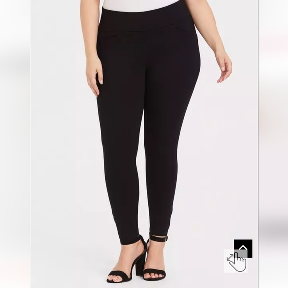 Torrid NWT Studio Ponte Slim Fix Black Zip Hem Pixie Pant 1x - Picture 13 of 15